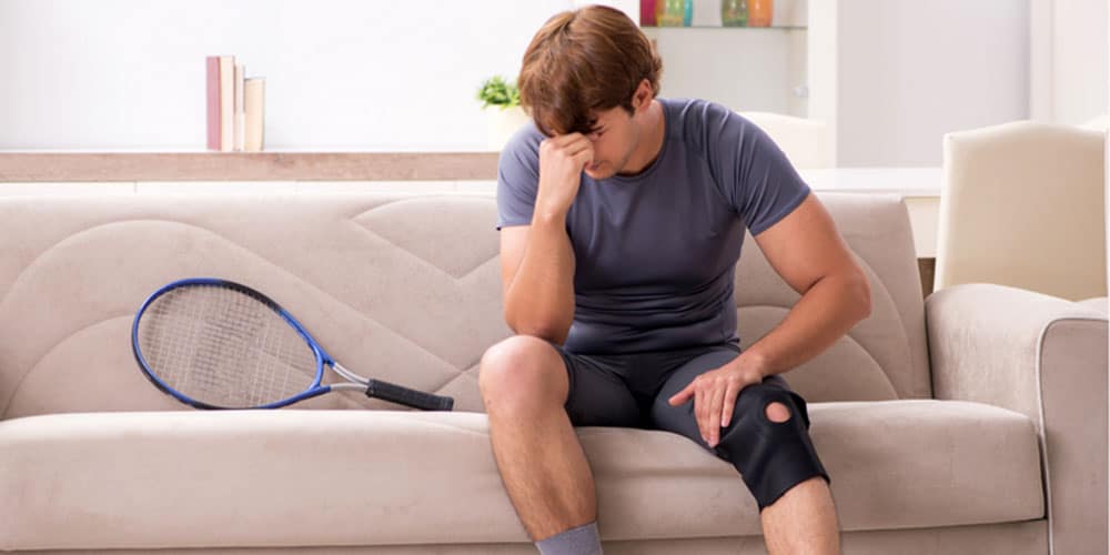 What Distinguishes Acute and Chronic Sports Injuries?