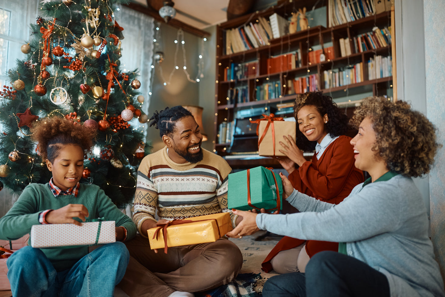 Gift Ideas For A Family Of Four: Complete Guide & Key Details | TAFT